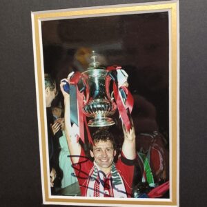 BRYAN ROBSON SIGNED PHOTO scaled