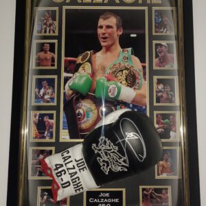 CALZAGHE AUTOGRAPHED GLOVE 2 scaled
