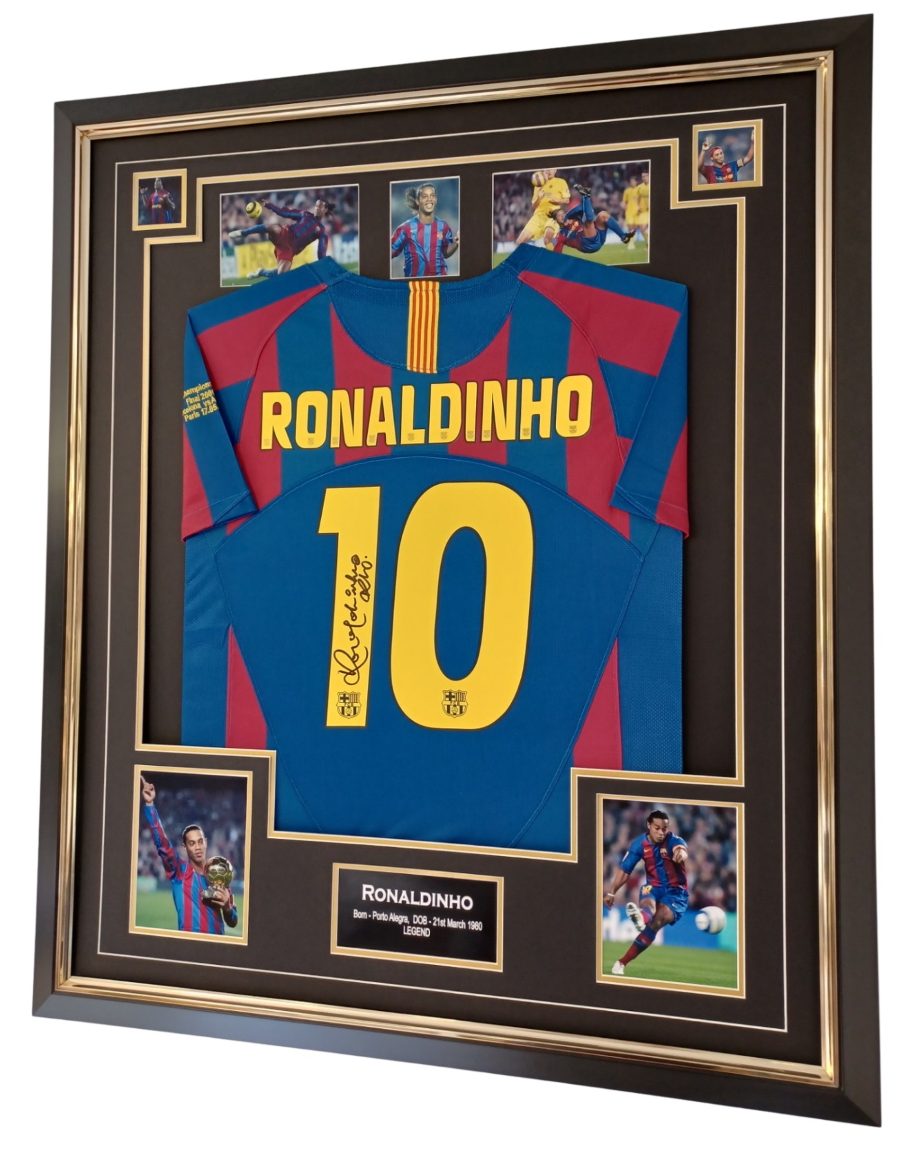 Ronaldinho signed shirt (barcelona)