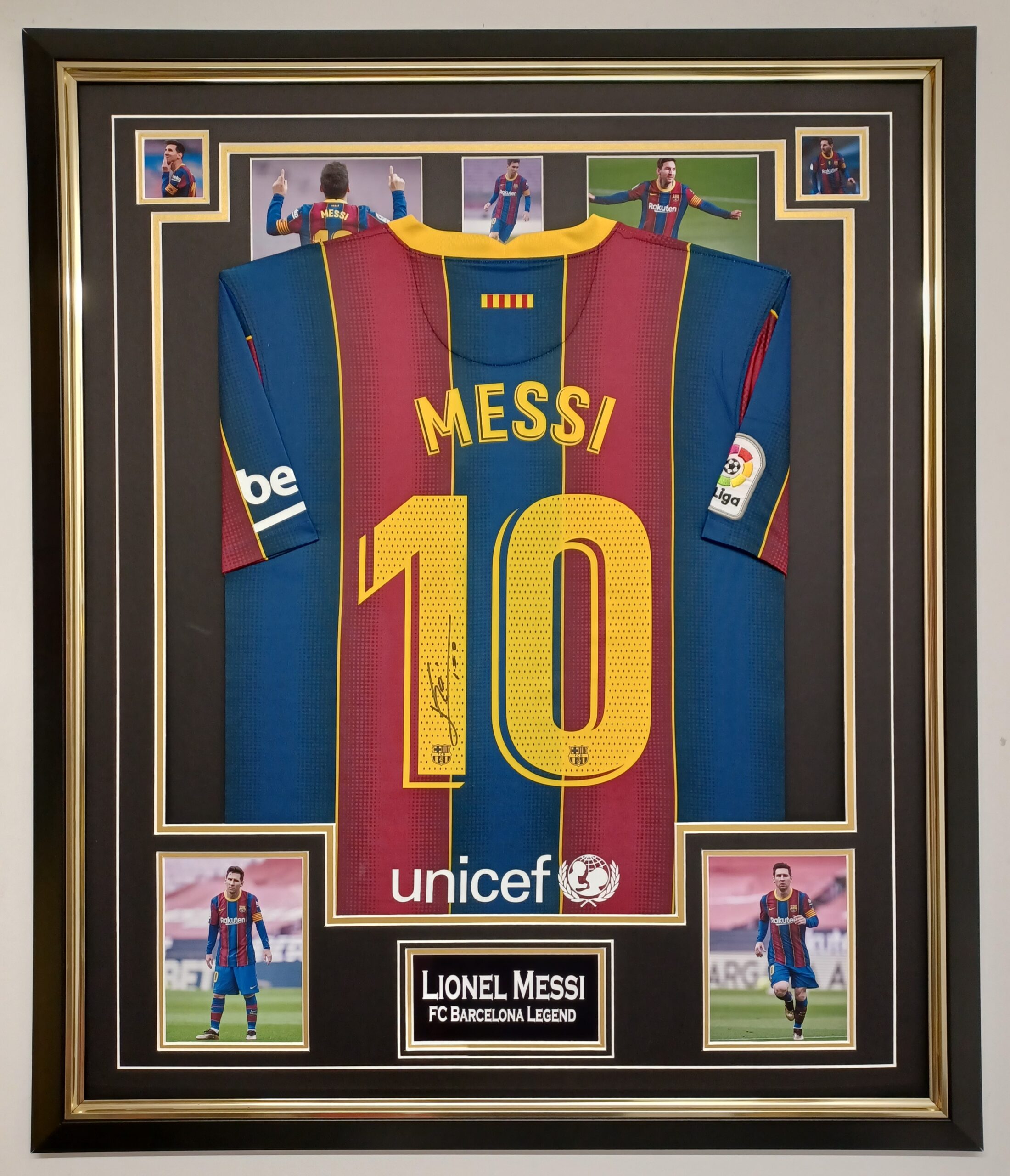 LIONEL MESSI - SIGNED AUTOGRAPH BARCELONA HOME FOOTBALL KIT SHIRT