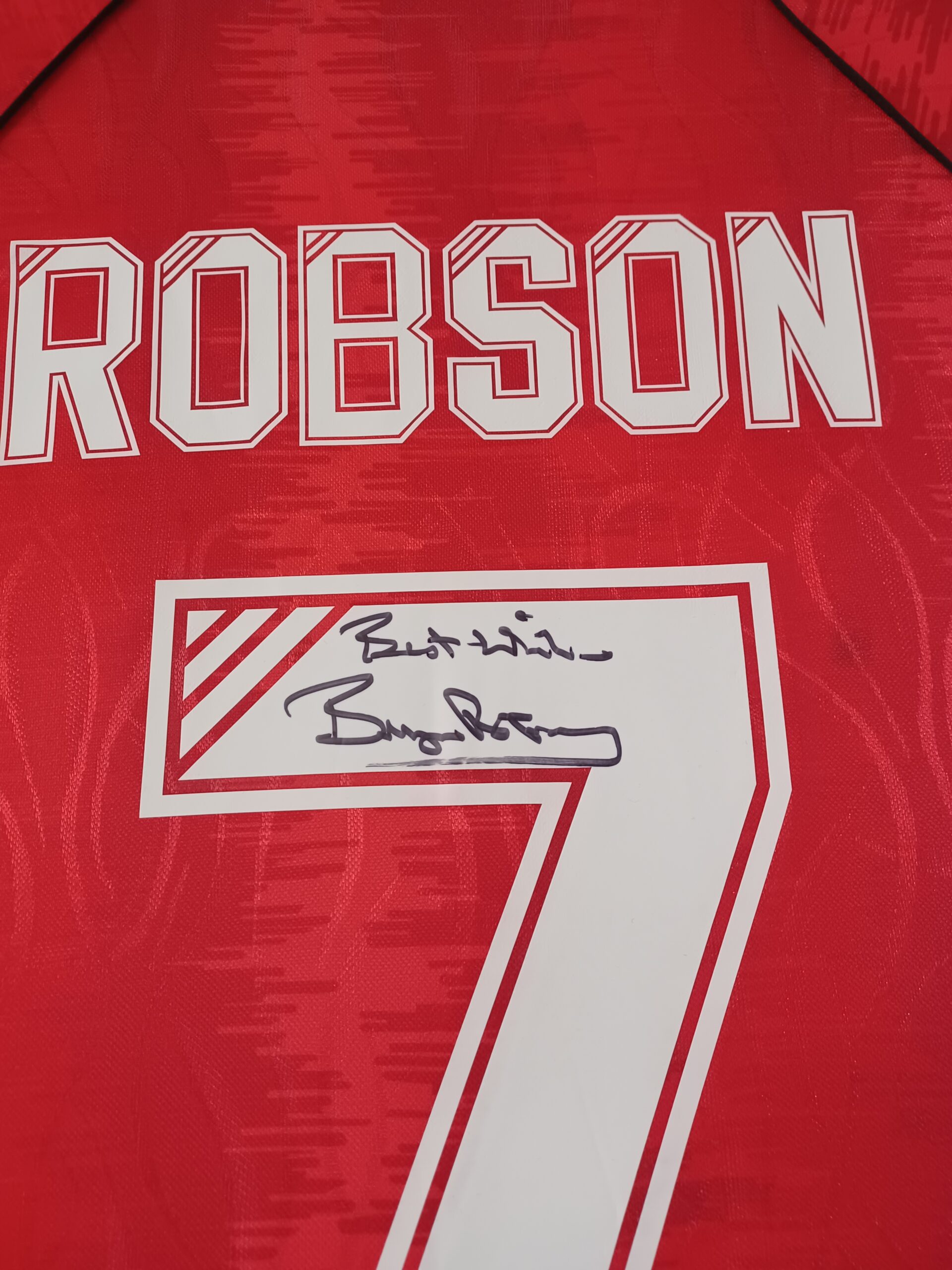 Bryan Robson: a team-signed Manchester United No.7 jersey from the 1991  European Cup Winners' Cup ca - Graham Budd Auctions