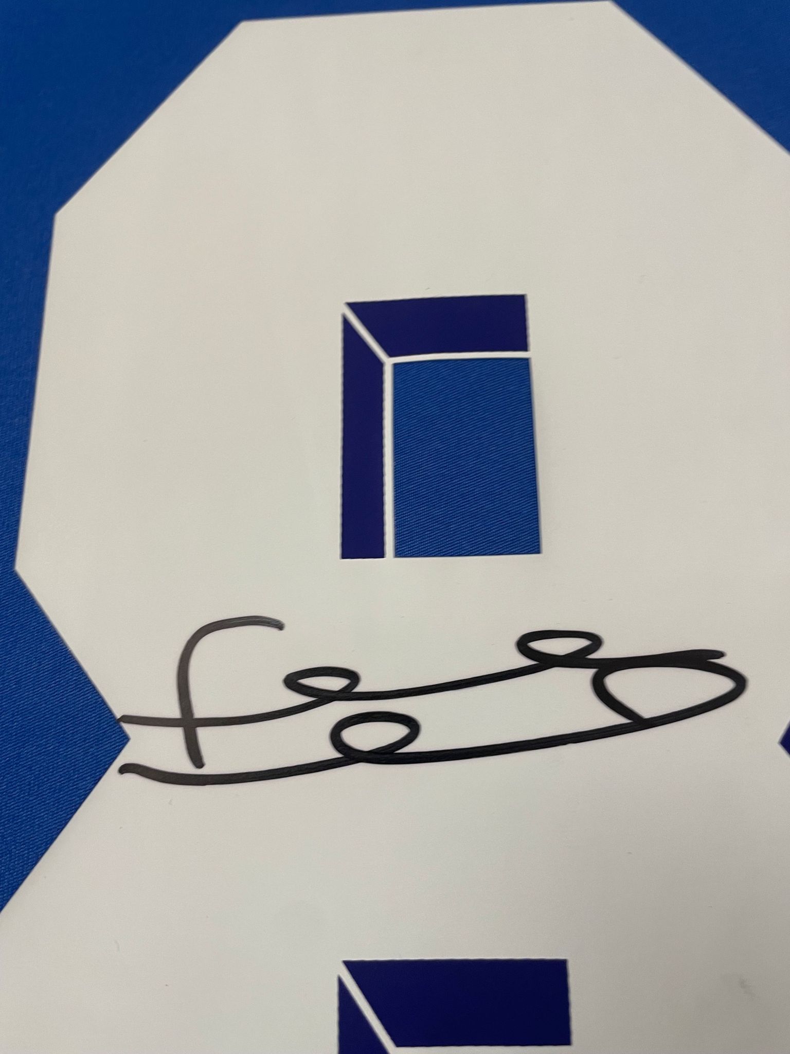 LAMPARD SIGNED AUTOGRAPH