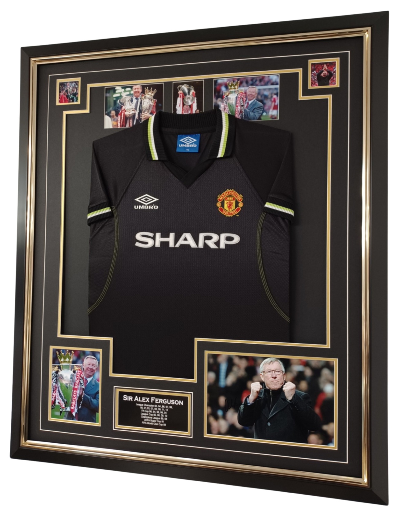 SIR ALEX FERGUSON SIGNED PICTURE AND SHIRT