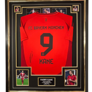 Harry Kane of Munich signed Shirt