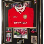 DAVID BECKHAM SIGNED PHOTOGRAPH UNITED SHIRT DISPLAY 1999