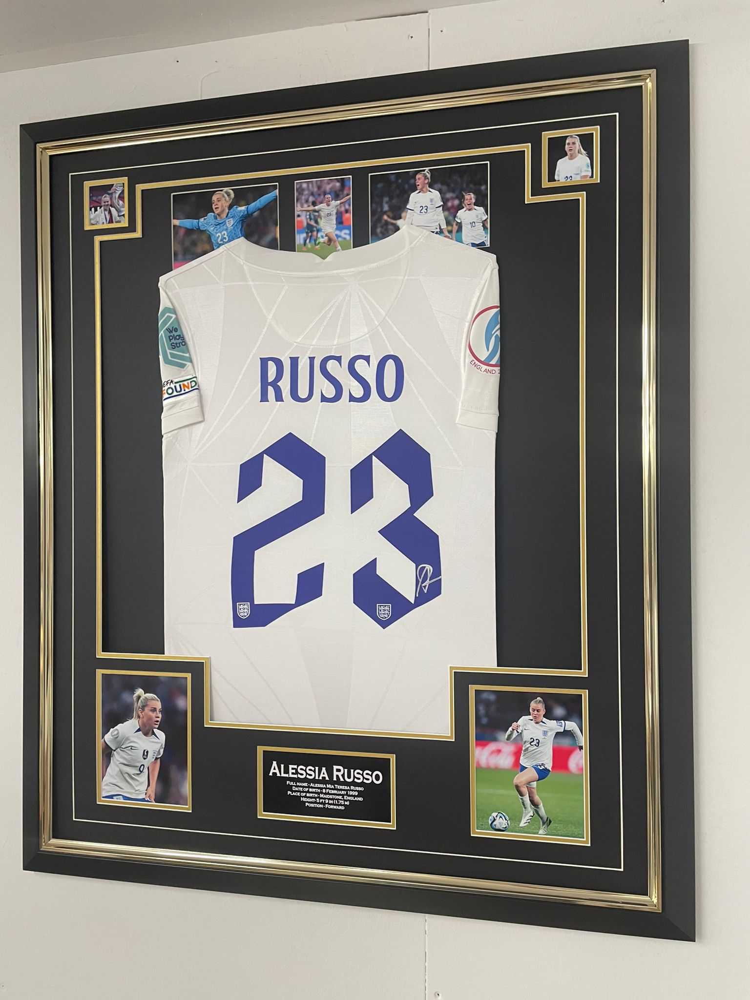 Alessia Russo Signed Jersey – Signed Memorabila Shop