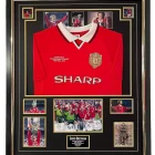 david beckham signed photo with shirt UNITED