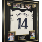 TOTTENHAM LEGEND MODRIC SIGNED JERSEY