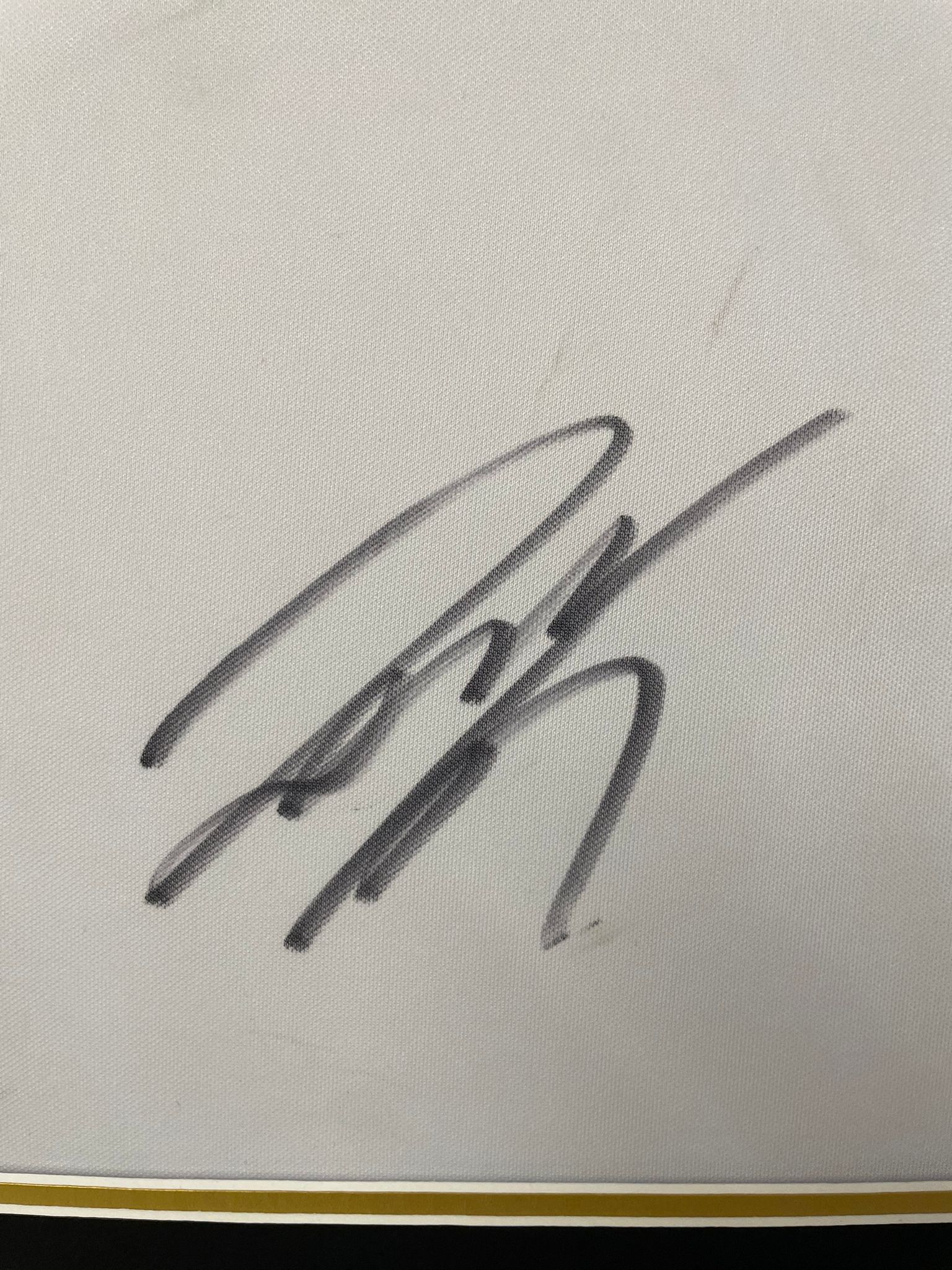 ROBERTO CARLOS AUTOGRAPH
