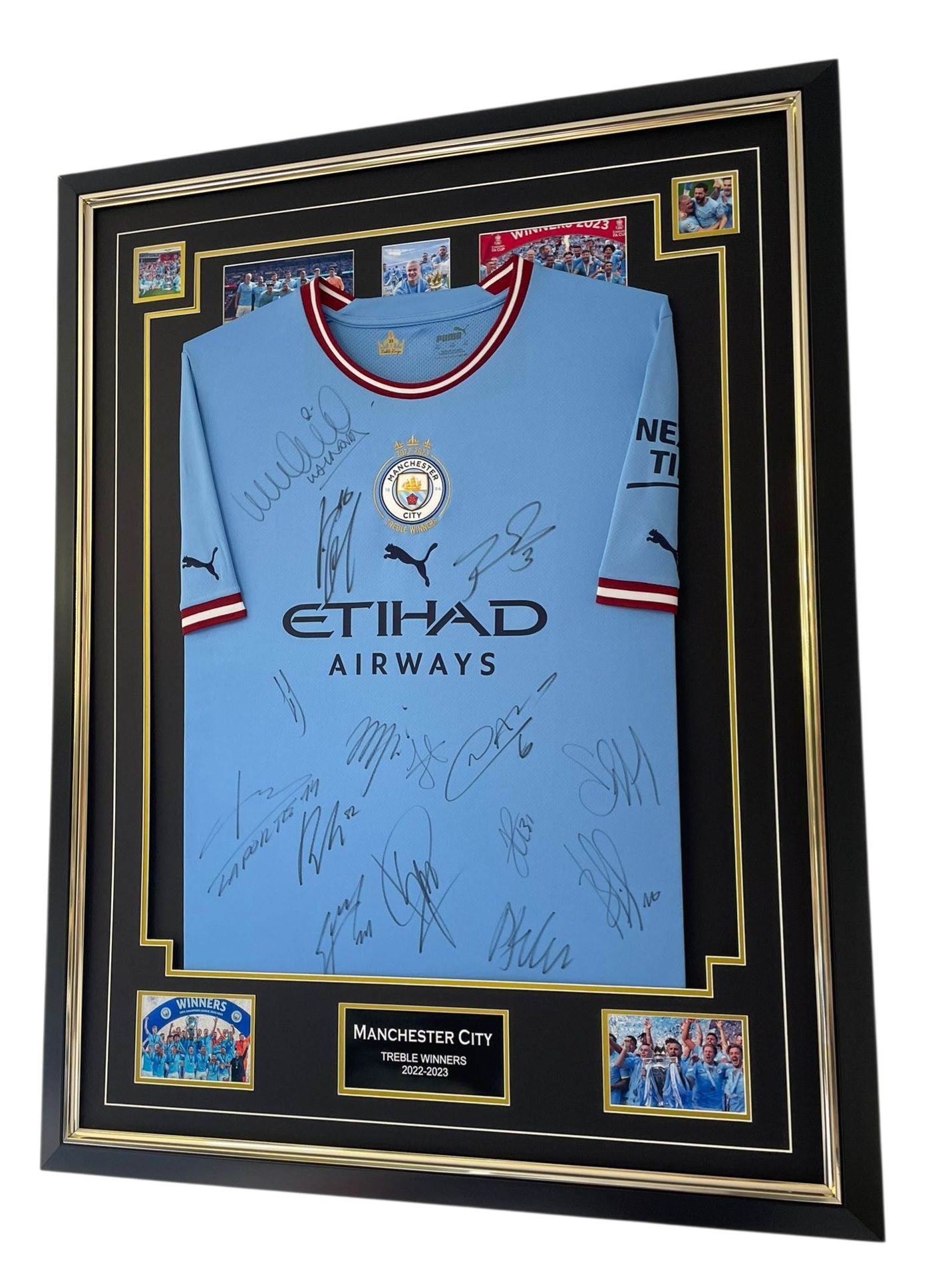 AMNCHESTER CITY SIGNED HIRT TEAM SIGNED SQUAD SIGNED TREBLE