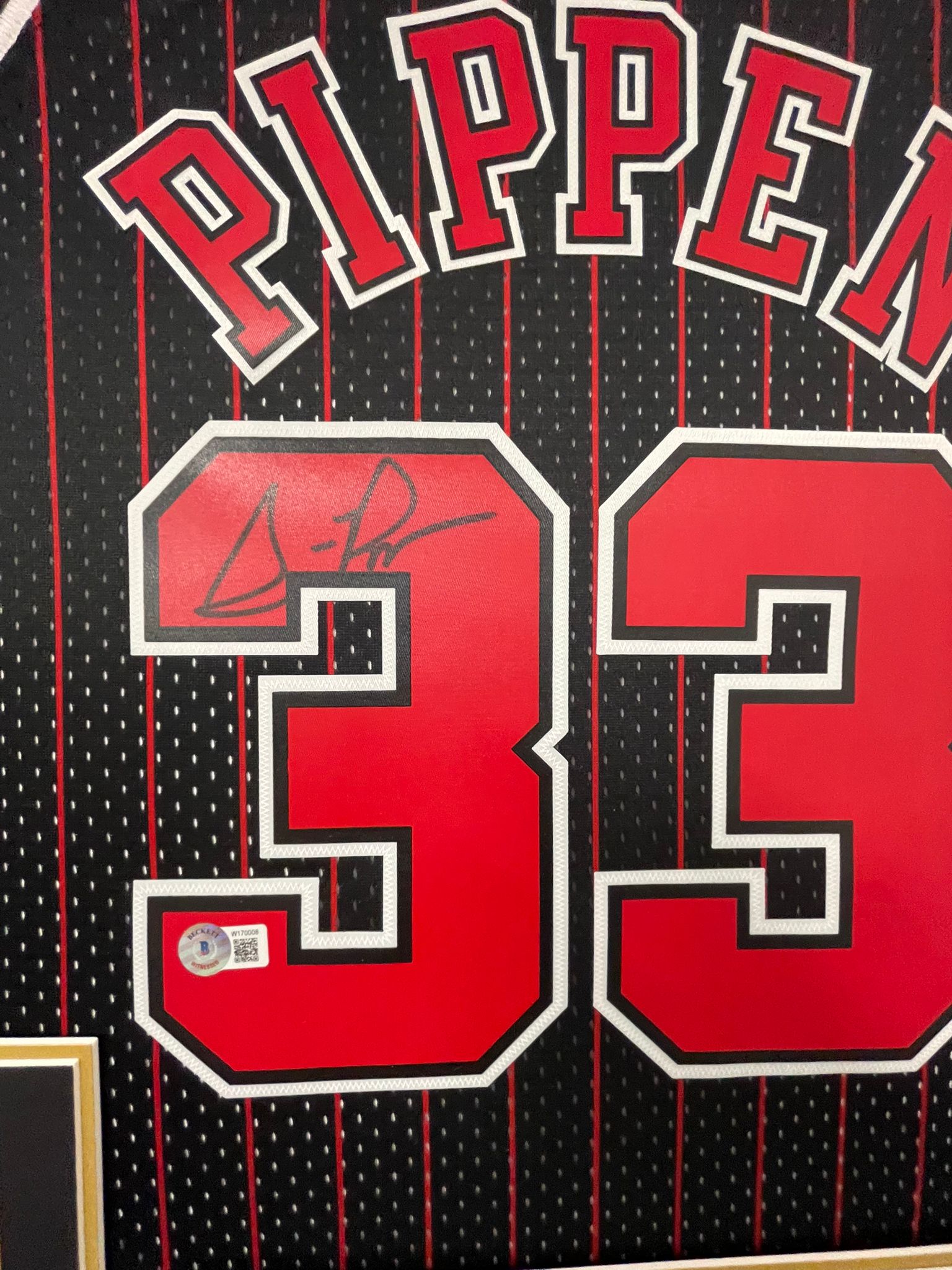 PIPPEN AUTOGRAPH