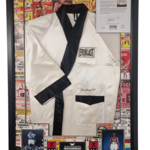 Boxing Legend Muhammad Ali Signed ROBE GOWN PSA DNA CERTIFICATE