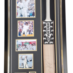 Kevin Pietersen Signed Cricket Bat ENGLAND LEGEND