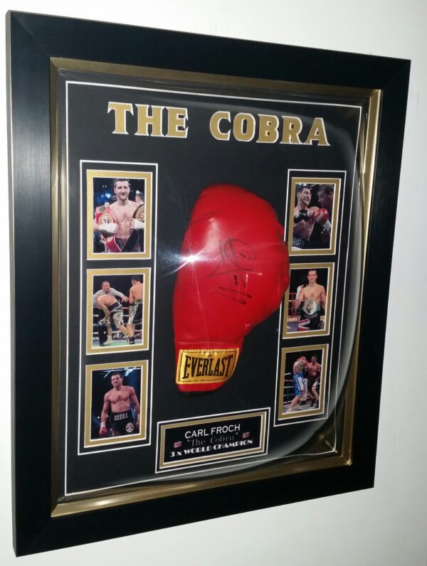 CARL FROCH SIGNED BOXING GLOVE