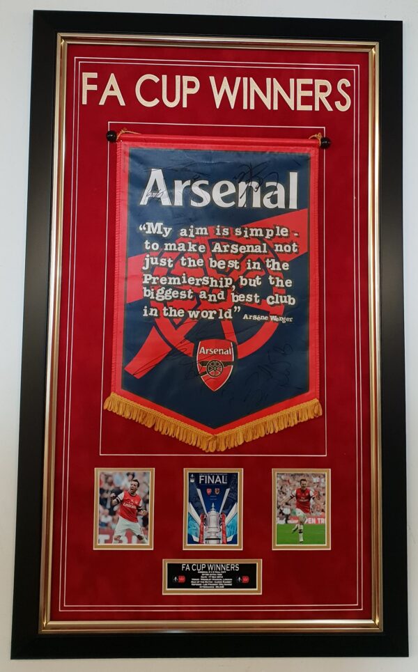 Arsenal Signed Pennant FA CUP WINNERS DISPLAY