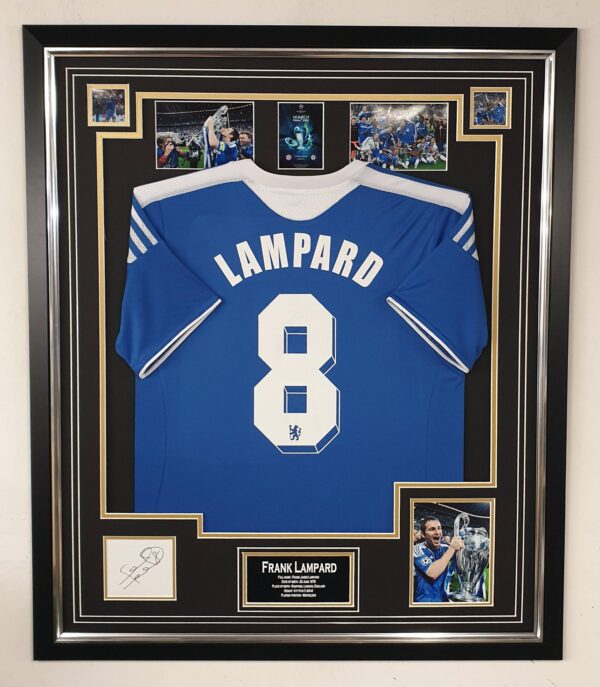 Frank Lampard of Chelsea Signed Display with Shirt