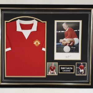 Bobby Charlton of Manchester United signed Photo with Shirt