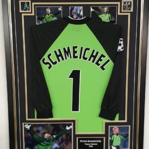 PETER SCHMEICHEL of Manchester United Signed Photo with Shirt