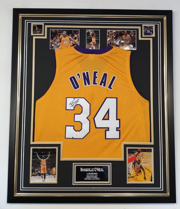 Shaquille O Neal of LA LAKERS Signed Jersey